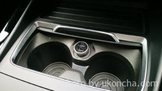 BMW 1シリーズ（F20）　シガーソケットチャージャー（USB）